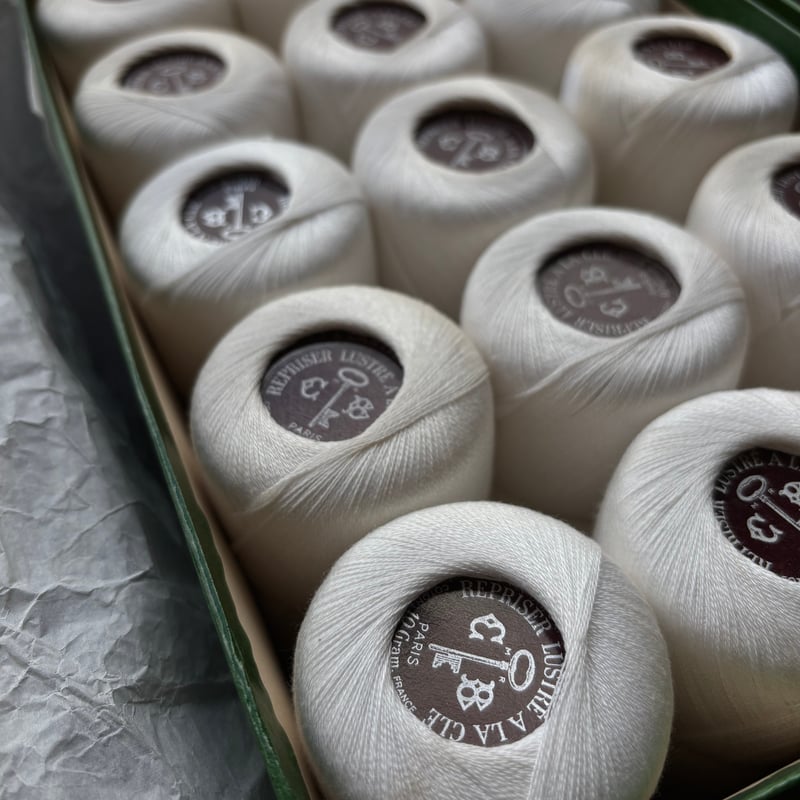 フランス製ヴィンテージデッドストック 糸巻き À la Clé（鍵印