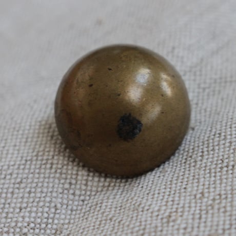 古く重い真鍮ボタン　25㎜　S.B.C刻印　フランス製ヴィンテージ　　188