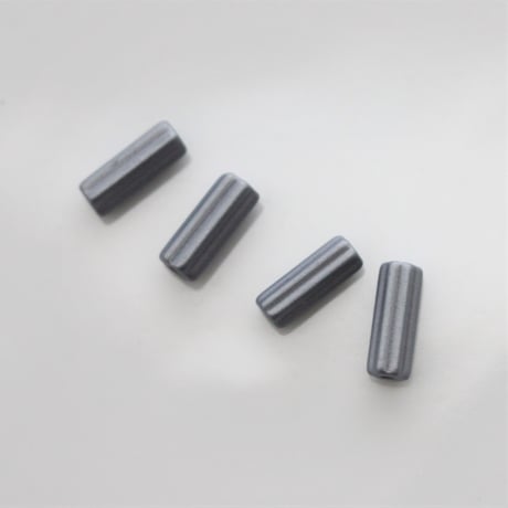 ガラスチューブビーズ4本セット　metallic gray　フランス　　234