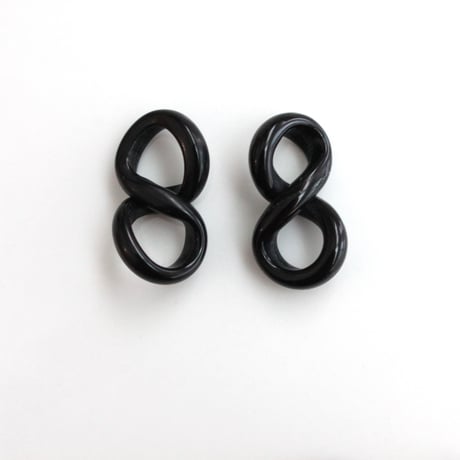 .ループ型パーツ20㎜（ブラック）ドイツ製ヴィンテージ　671