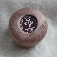 . フランス製ヴィンテージデッドストック　糸巻き  À la Clé（鍵印）（ベージュブラウン）1537