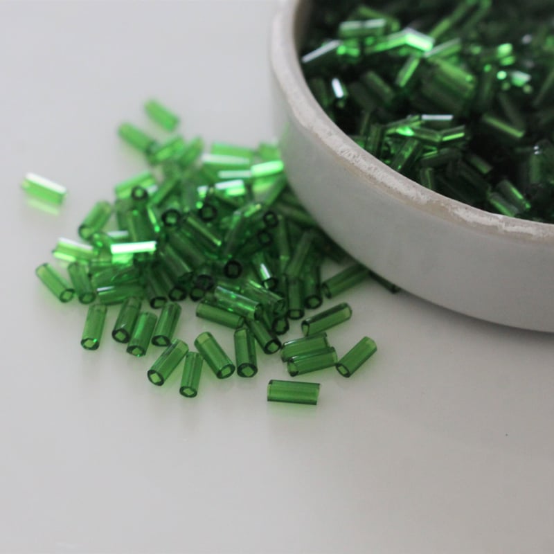 SALVADORI 竹ビーズ （ｸﾞﾘｰﾝ）5g フランス製ヴィンテージビーズ 633