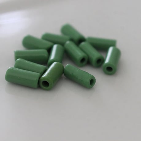 SALVADORI社チューブビーズ （green）10本　フランス製　ヴィンテージビーズ　475