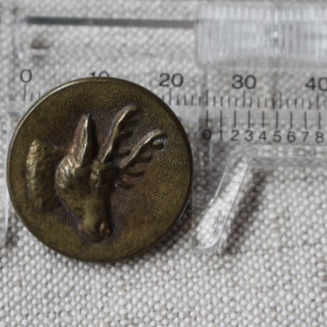 【動物ボタン】鹿のメタルボタン　25㎜　フランス　PARIS刻印 fh6