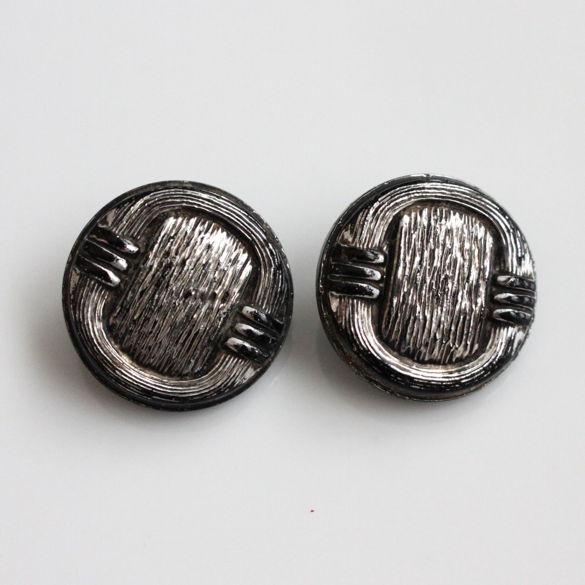 ガラスボタン21㎜（シルバー）2個 ヨーロッパヴィンテージ | Le manège