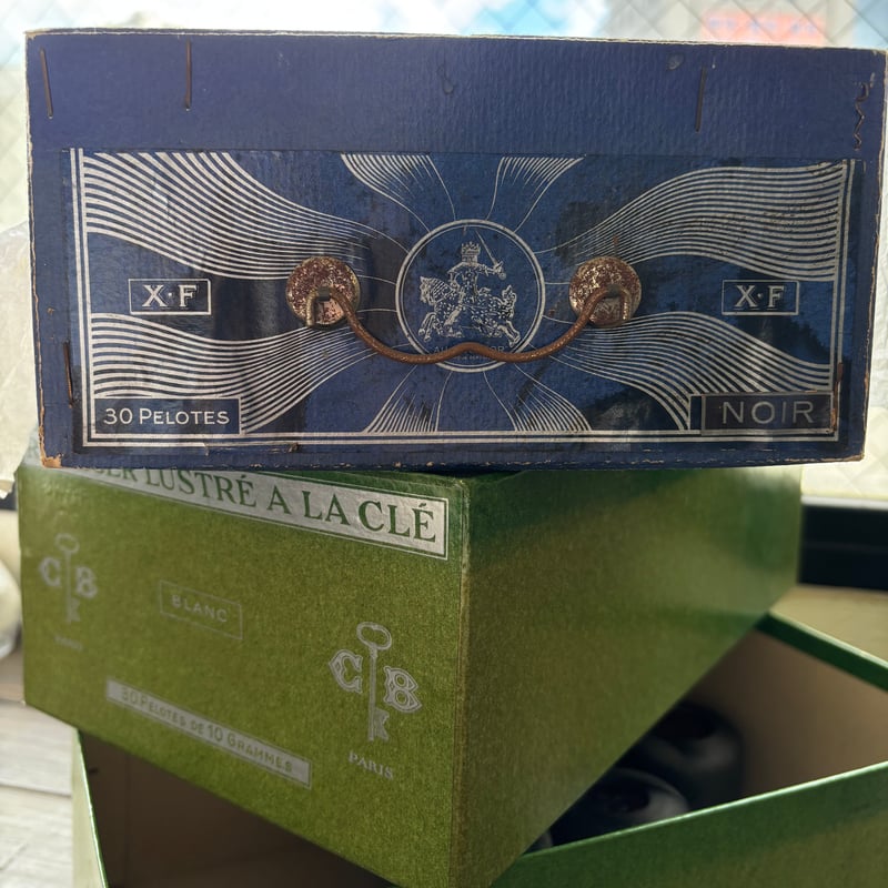 フランスアンティーク　立体糸巻き　noir.。.:⋈* フランスアンティーク 立体糸巻き noir.。.:⋈*