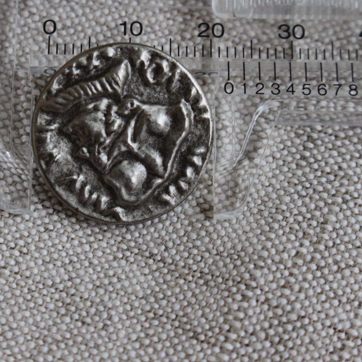 古いフランス政府軍の金属ボタン 男性の肖像画 22㎜ 342t | Le manège