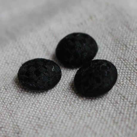フランスの古い黒いくるみボタン 14㎜ 3個　フランスヴィンテージボタン