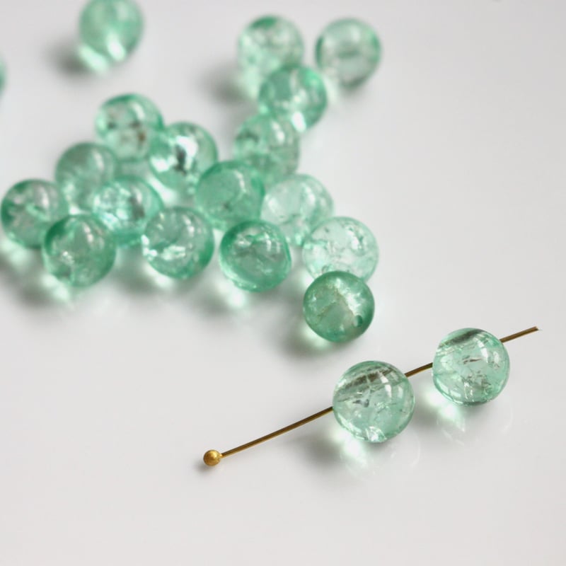 ラウンドクラックガラスビーズ9㎜ 2個 フランス製ヴィンテージ 485