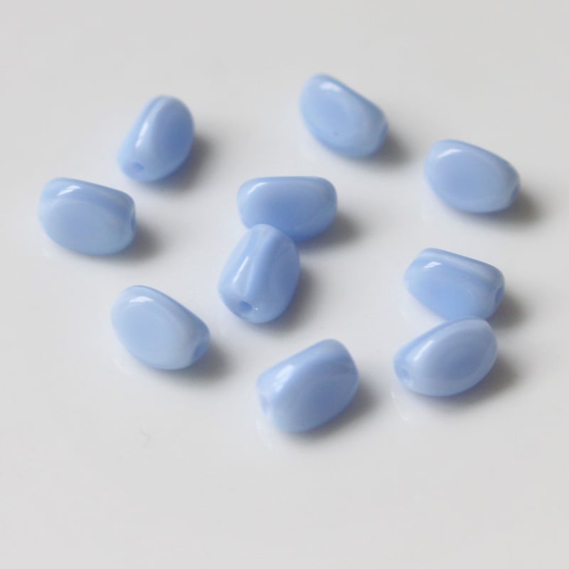 三角ビーズ10個（水色）7㎜ フランス製 323 | Le manège