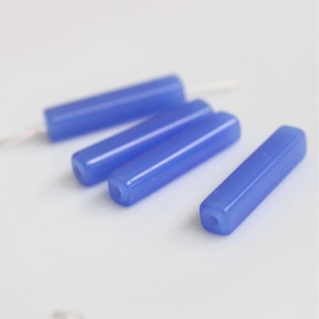 ガラスチューブビーズ （ブルー）4本　20㎜　フランス現行　144