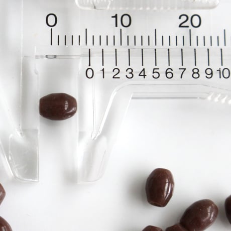 ナツメ型ガラスビーズ14個 6㎜（チョコ）フランス製　246