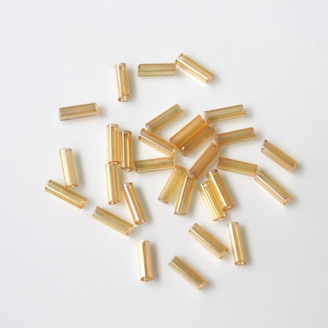竹ビーズ (ﾊﾆｰ)   6㎜×Ø2㎜　チェコヴィンテージ fe12  664t