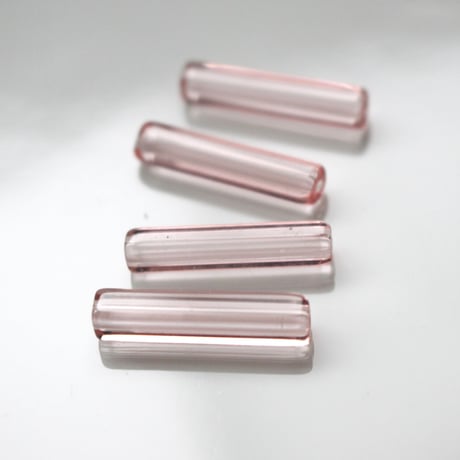 ガラスチューブビーズ （ピンク）4本　20㎜　フランス現行　2253
