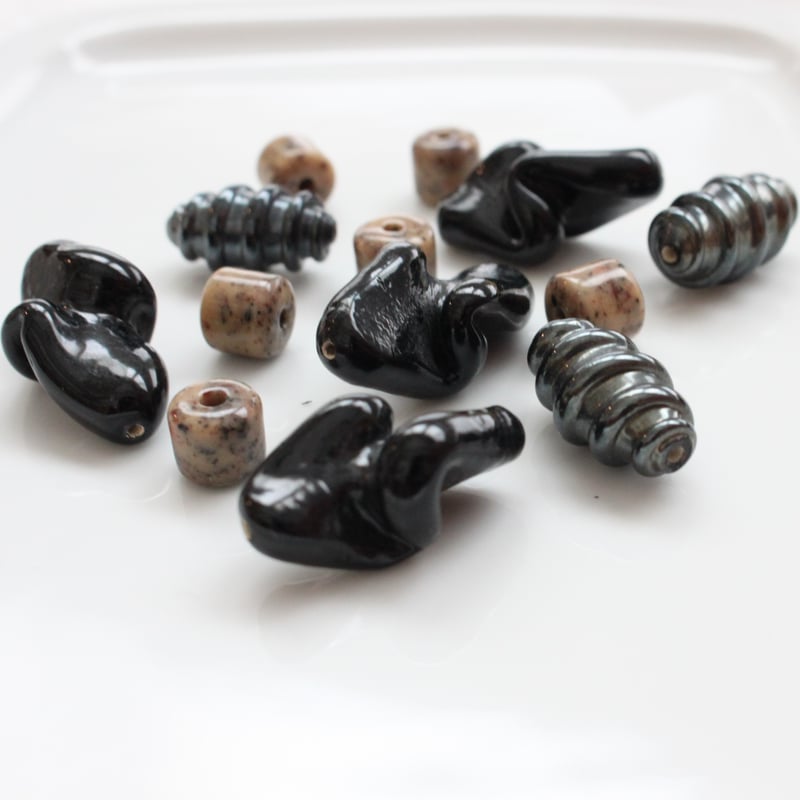 スパイラルガラスビーズ25㎜ フランスヴィンテージ 188 | Le manège