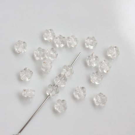 . ちいさなフラワーアクリルビーズ  6㎜ 　20個    ヴィンテージ　2402