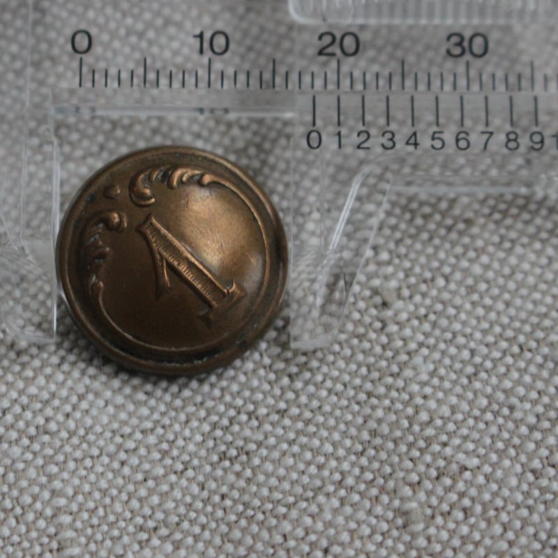 古い真鍮のボタン 18㎜ フランスアンティーク fh32 | Le manège