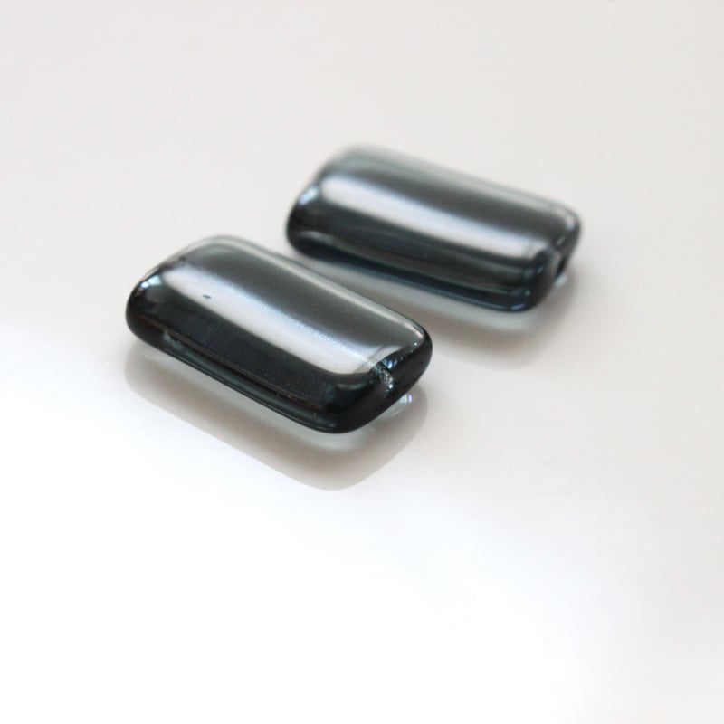 フラット長方形ガラスビーズ19㎜ 2個（bluegray） チェコ80年代