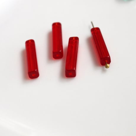 ガラスチューブビーズ （ｸﾘｱﾚｯﾄﾞ）4本　20㎜　フランス現行　232