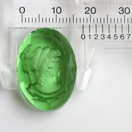 . 厚みのあるガラスインタリオ 25×18㎜（クリア）フランスヴィンテージ　537