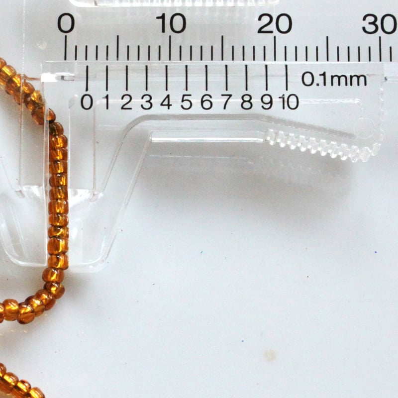 シードビーズ (ｺﾞｰﾙﾄﾞ) Ø2㎜ チェコヴィンテージ fe28 | Le manège