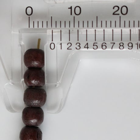 .ちいさなラウンド型ウッドビーズ（濃茶）5㎜　フランスヴィンテージ