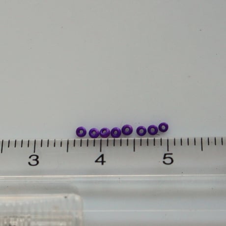 .アンティークシードビーズ Ø1.5㎜（ﾊﾟｰﾌﾟﾙ）1.5ｇ　1910年代　フランス製   S212    892t