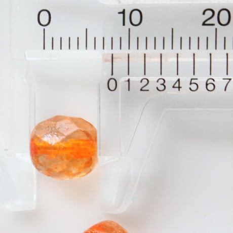 .ファセットガラスビーズ4個（オレンジmix）8㎜　チェコヴィンテージ　215