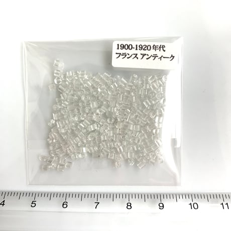 .アンティークガラスビーズ Ø2㎜（クリア）2.5ｇ　1920年代　フランス製　S329  667A