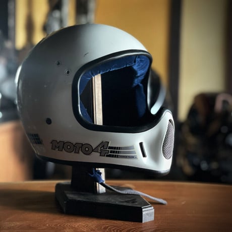 ZONOriginal helmet stand 木製ヘルメットスタンド