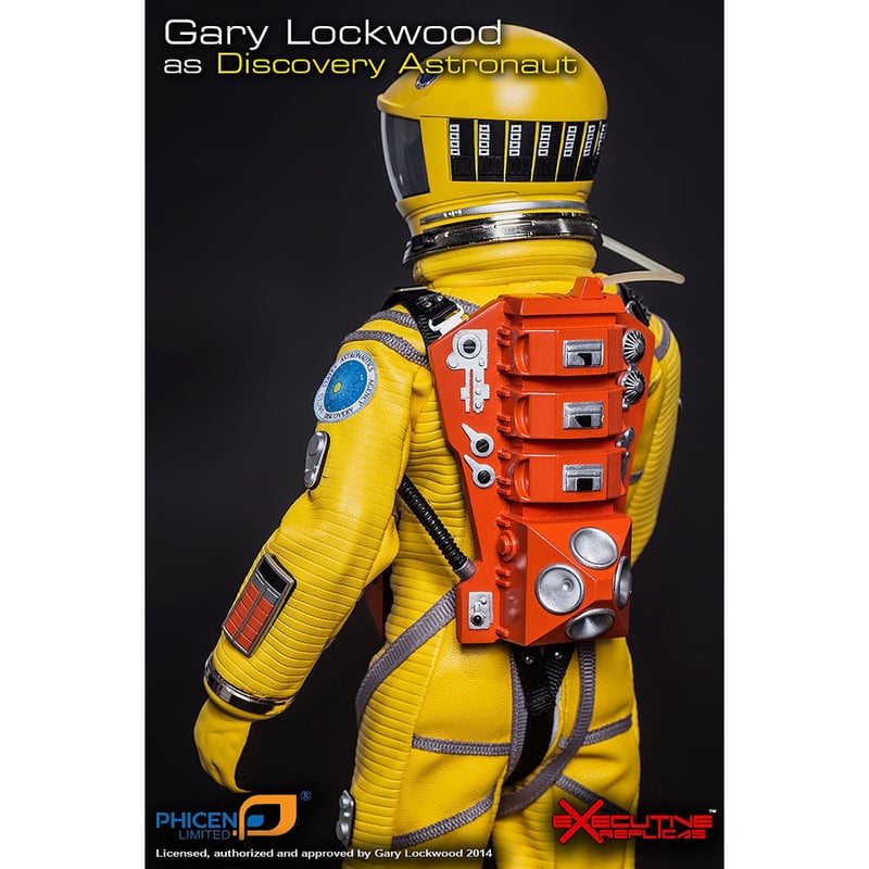 2001: A Space Odyssey Dr. Frank Poole in Yellow