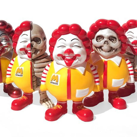 MC Supersized Mini Figure by Ron English (a case with 12 pieces)