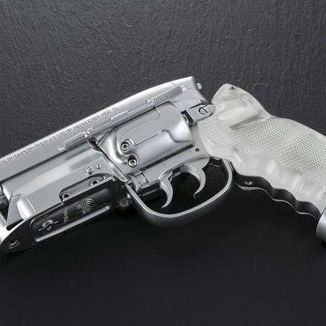 Tomenosuke Blaster 2049 Stunt Model Platinum