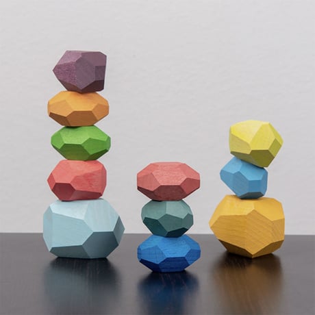 Tumi Ishi Wooden Rock Balancing Toy (11 pieces)
