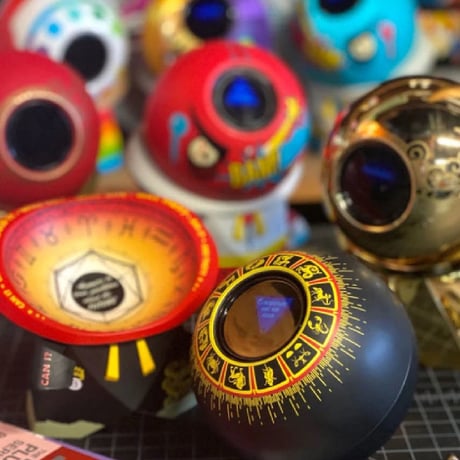 MAGIC 8 BALL x FIGURE8