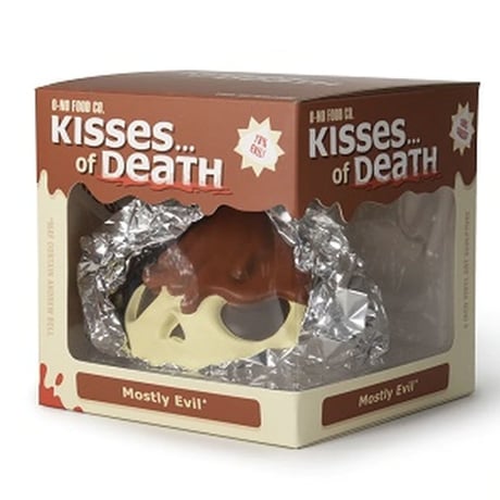 4” Skull Kisses of Death Standard Edition by Andrew Bell