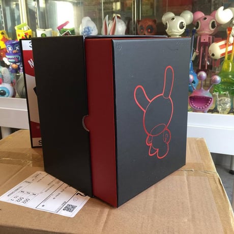 Warhol 8" Dunny Masterpiece-Brillo White