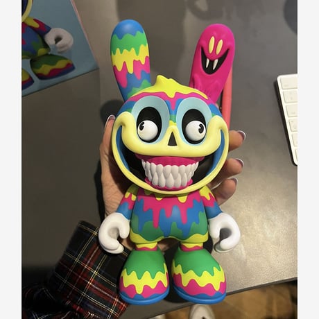 Oozy SuperGuggi 8" by Alex Pardee