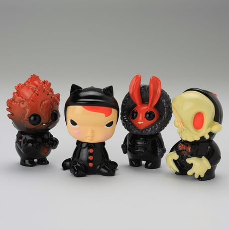 Pocket Sideshow debut edition painted set