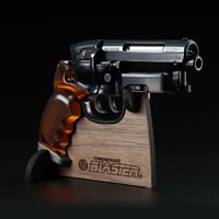 Tomenosuke Blaster Walnut-veneer Display Stand
