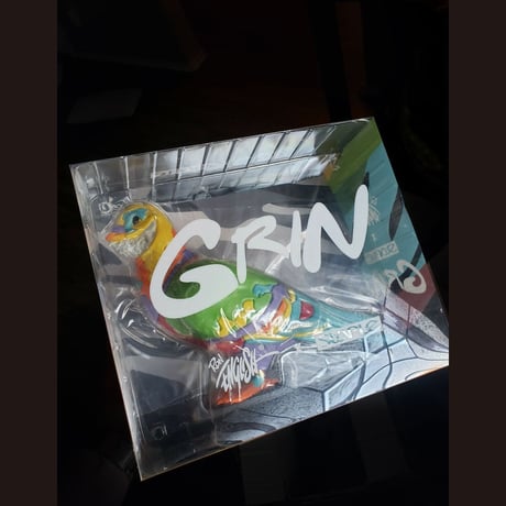 Grin pigeon by Staple X Ron English