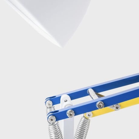 The bundle set: Paul Smith 3" Dunny and Type75 Desk Lamp