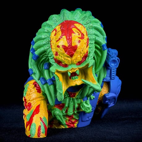 Predator Thermal Unmasked Bust Bank