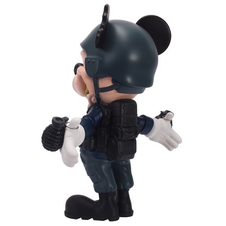 War Mouse Riot Blue by Clogtwo