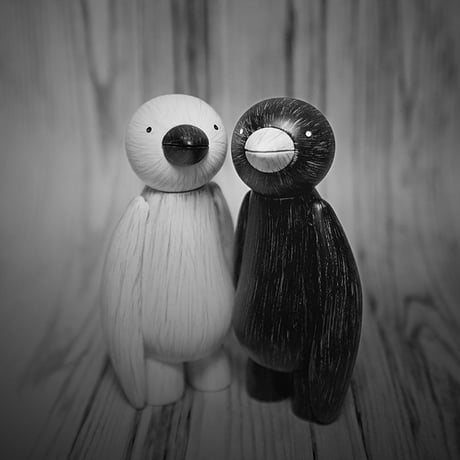 The Warbler Ji Ja set of white & black by mr clement
