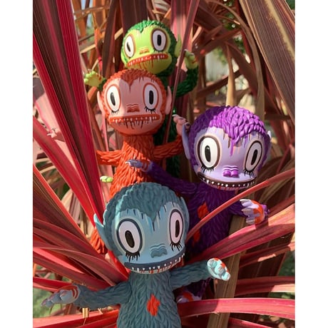 Ahwrainbow Ahwroos by Gary Baseman