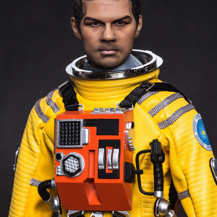 新品2001: A Space Odyssey2001年宇宙の旅　黄色　イエロー FIG]1/6 2001年宇宙の旅 ディスカバリー イエロー アストロノート