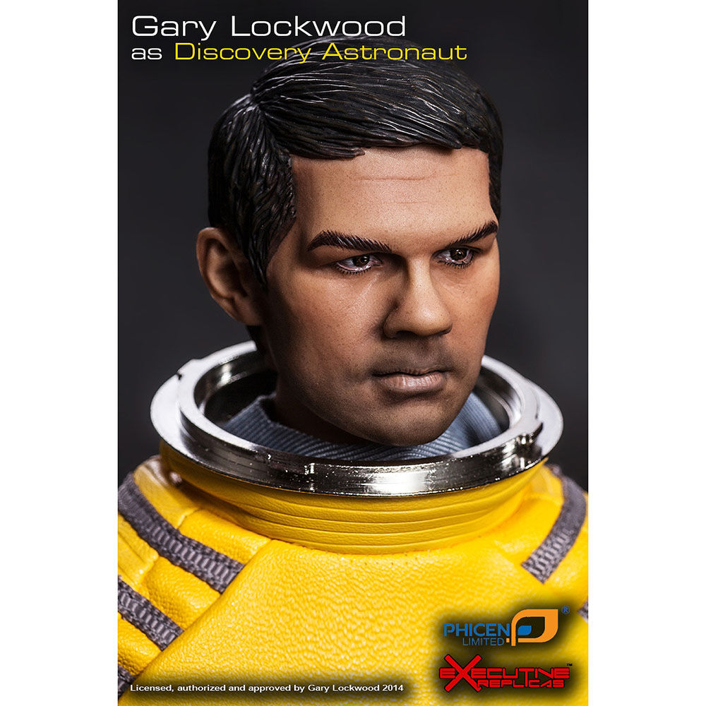 2001: A Space Odyssey Dr. Frank Poole in Yellow
