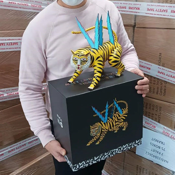 15000円が【RVCA】ルーカ MATT LEINES スーベニアジャケット 15000円が【RVCA】ルーカ MATT LEINES スーベニアジャケット 15000円が