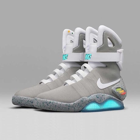 Air Mag Girl by Reina Koyano